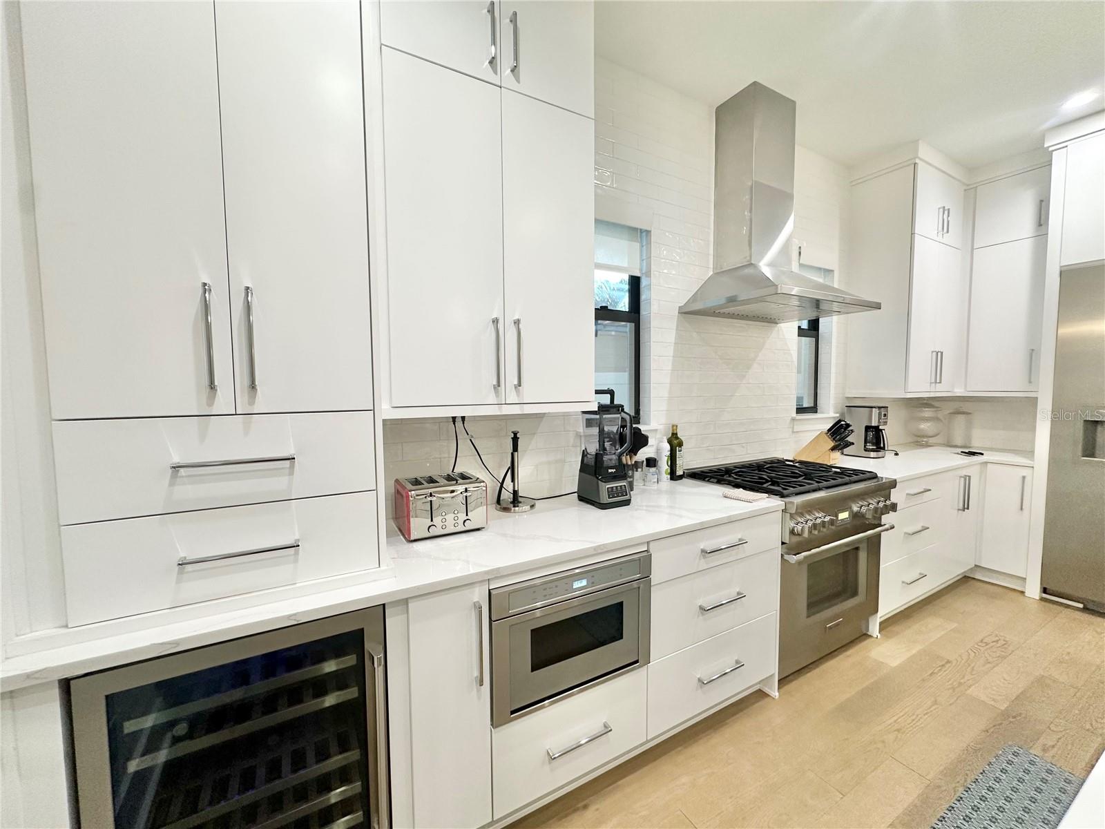 NEAR BAY SUB - Residential