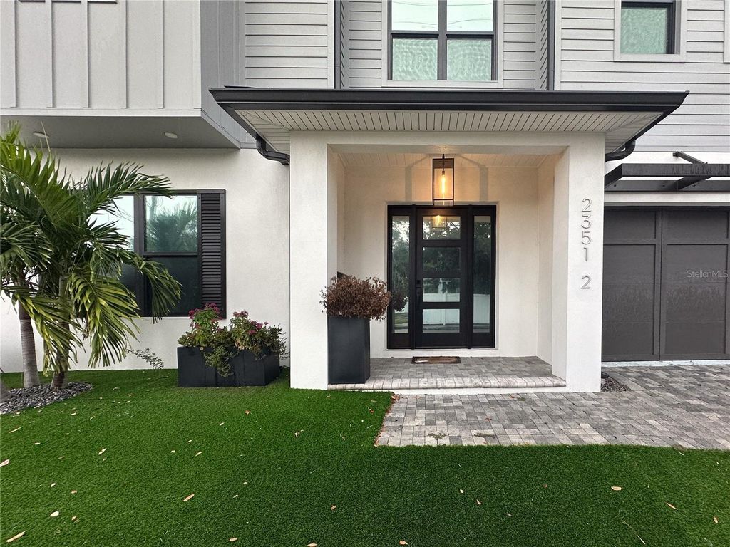 Photo of 2351 W Mississippi Avenue #2, Tampa, FL 33629 (MLS # TB8446736)