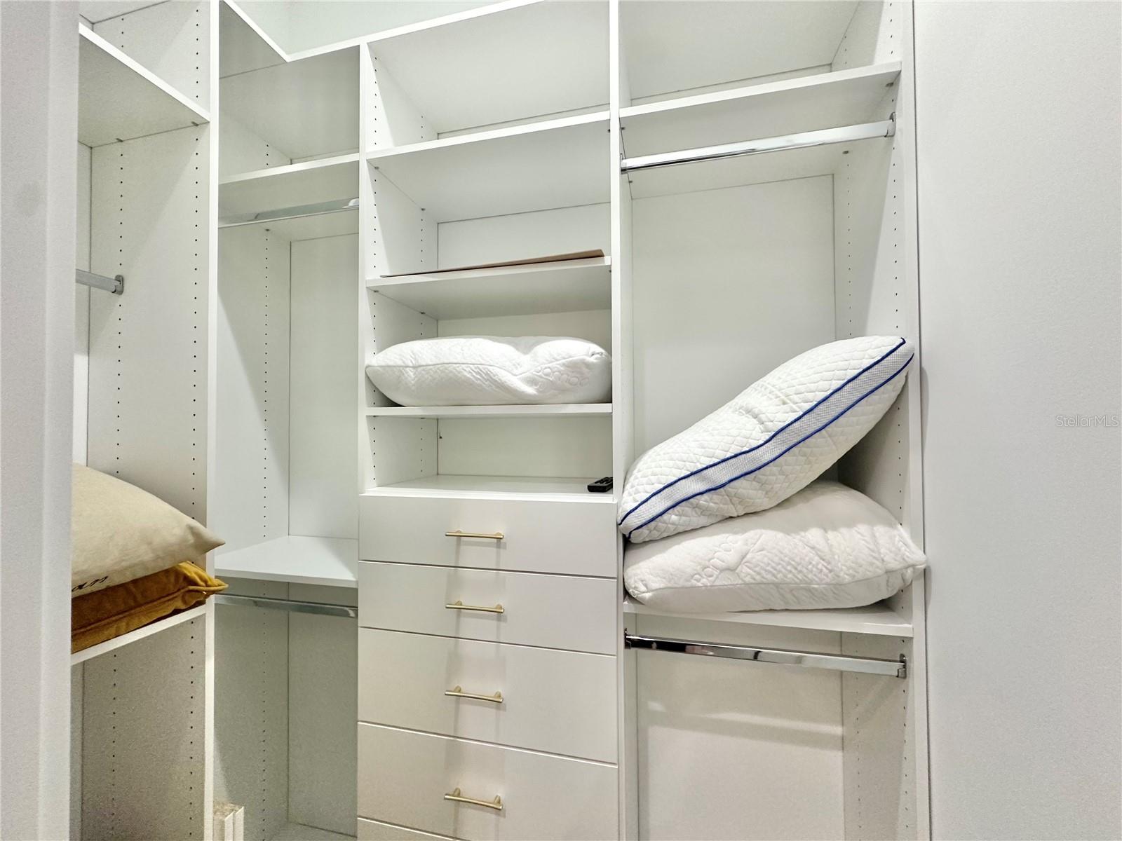 NEAR BAY SUB - Residential