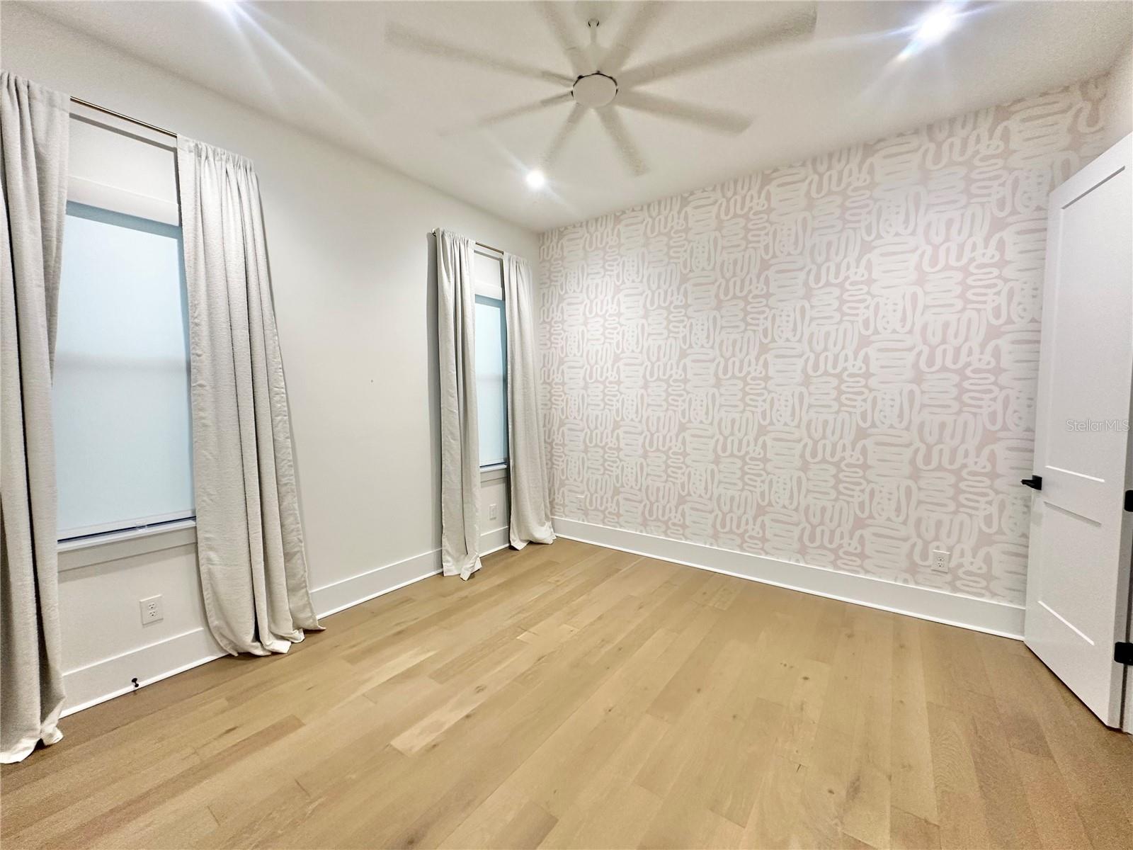 NEAR BAY SUB - Residential