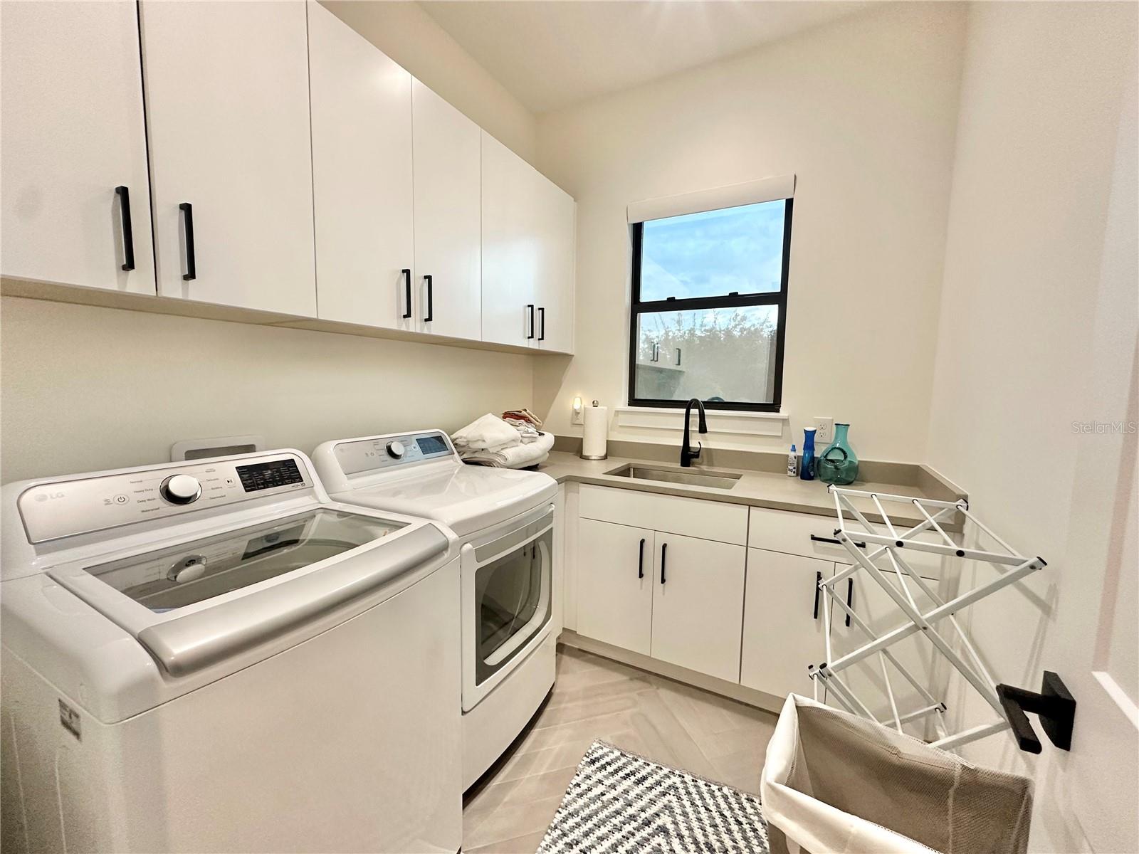 NEAR BAY SUB - Residential