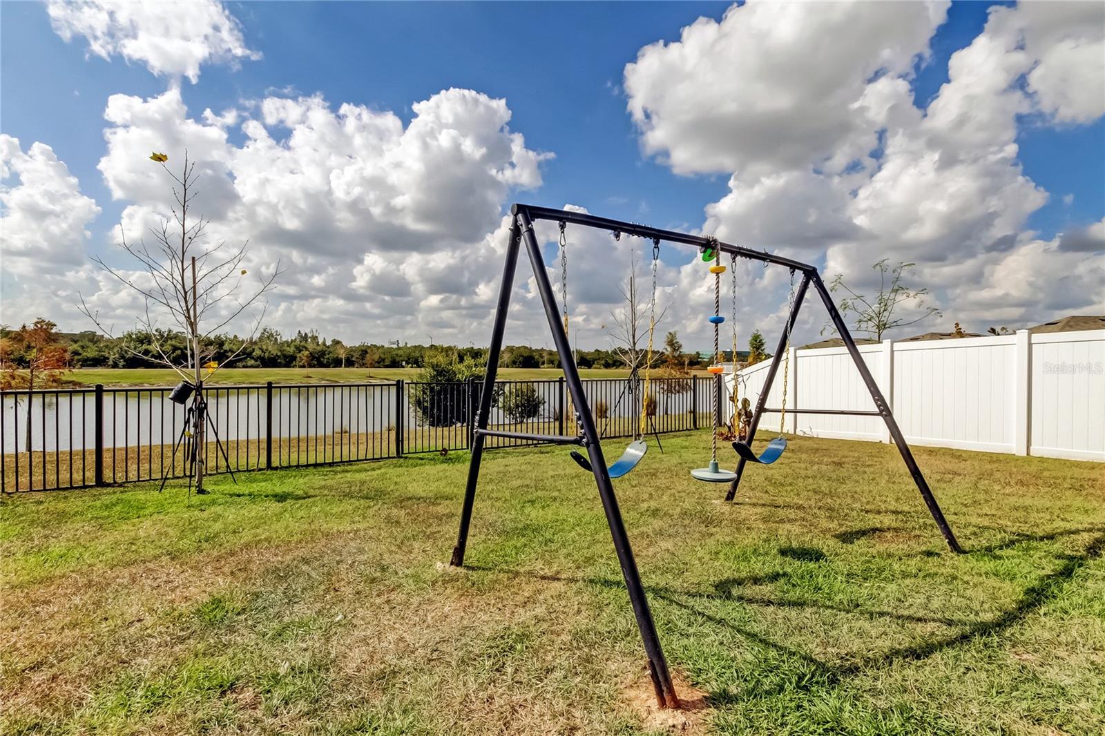LAKES AT LAUREL HIGHLANDS - Residential