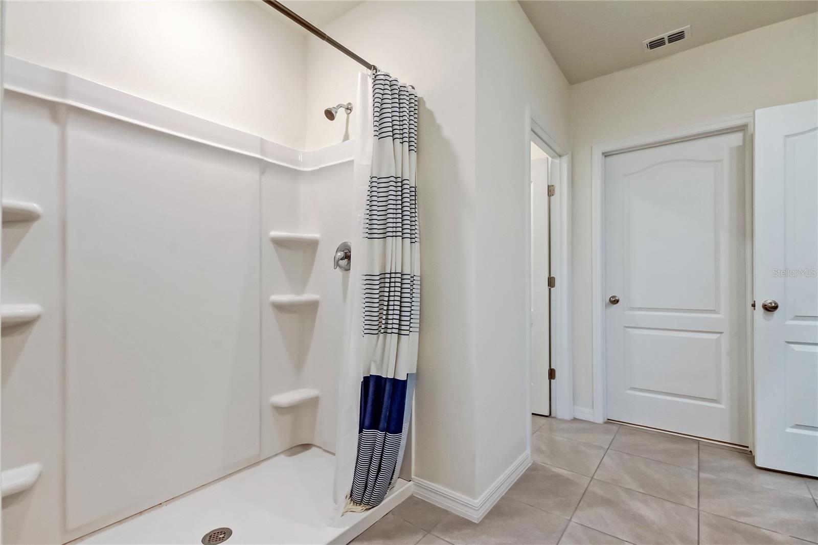 LAKES AT LAUREL HIGHLANDS - Residential