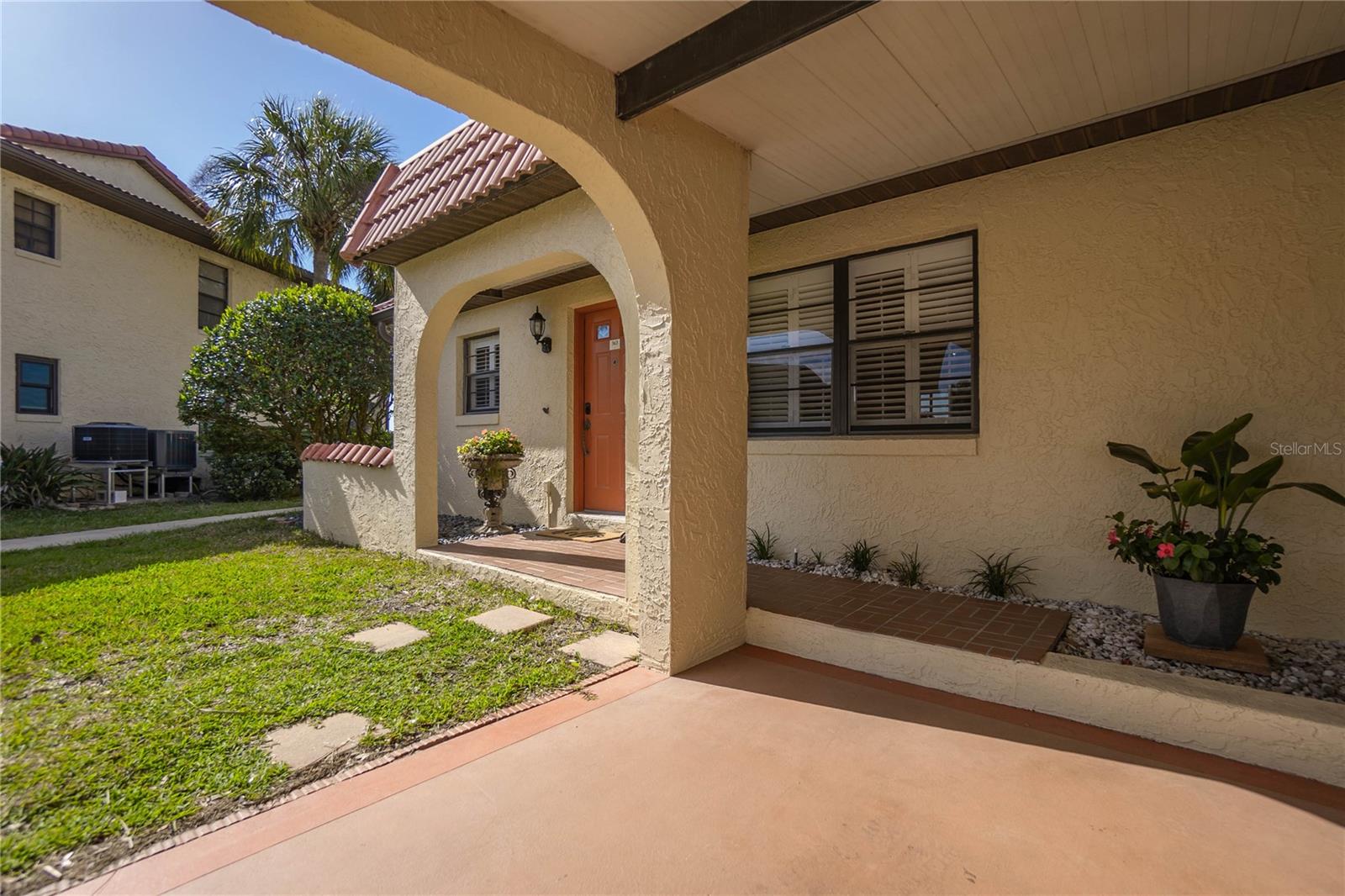 CRYSTAL ISLE UNREC - Residential