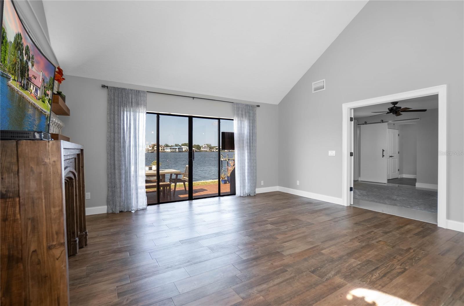 CRYSTAL ISLE UNREC - Residential