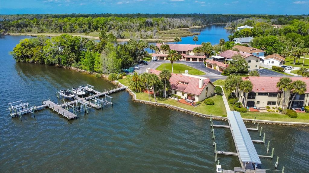 Photo of 363 NW 14th Place #363, Crystal River, FL 34428 (MLS # OM706511)