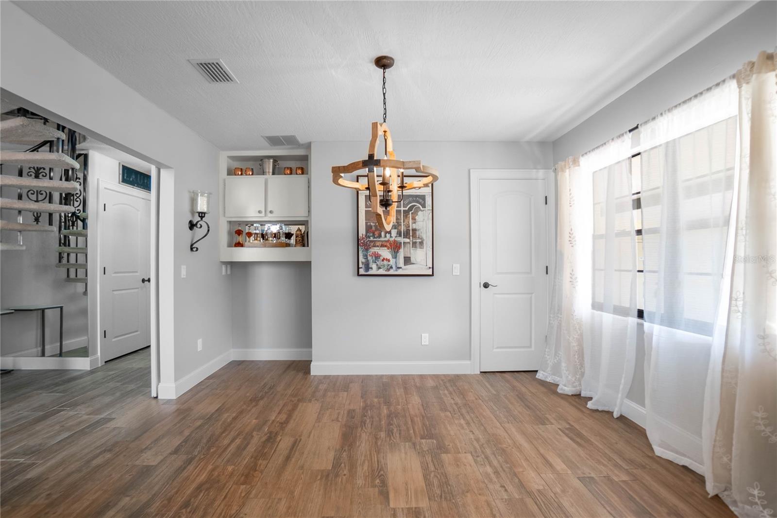 CRYSTAL ISLE UNREC - Residential