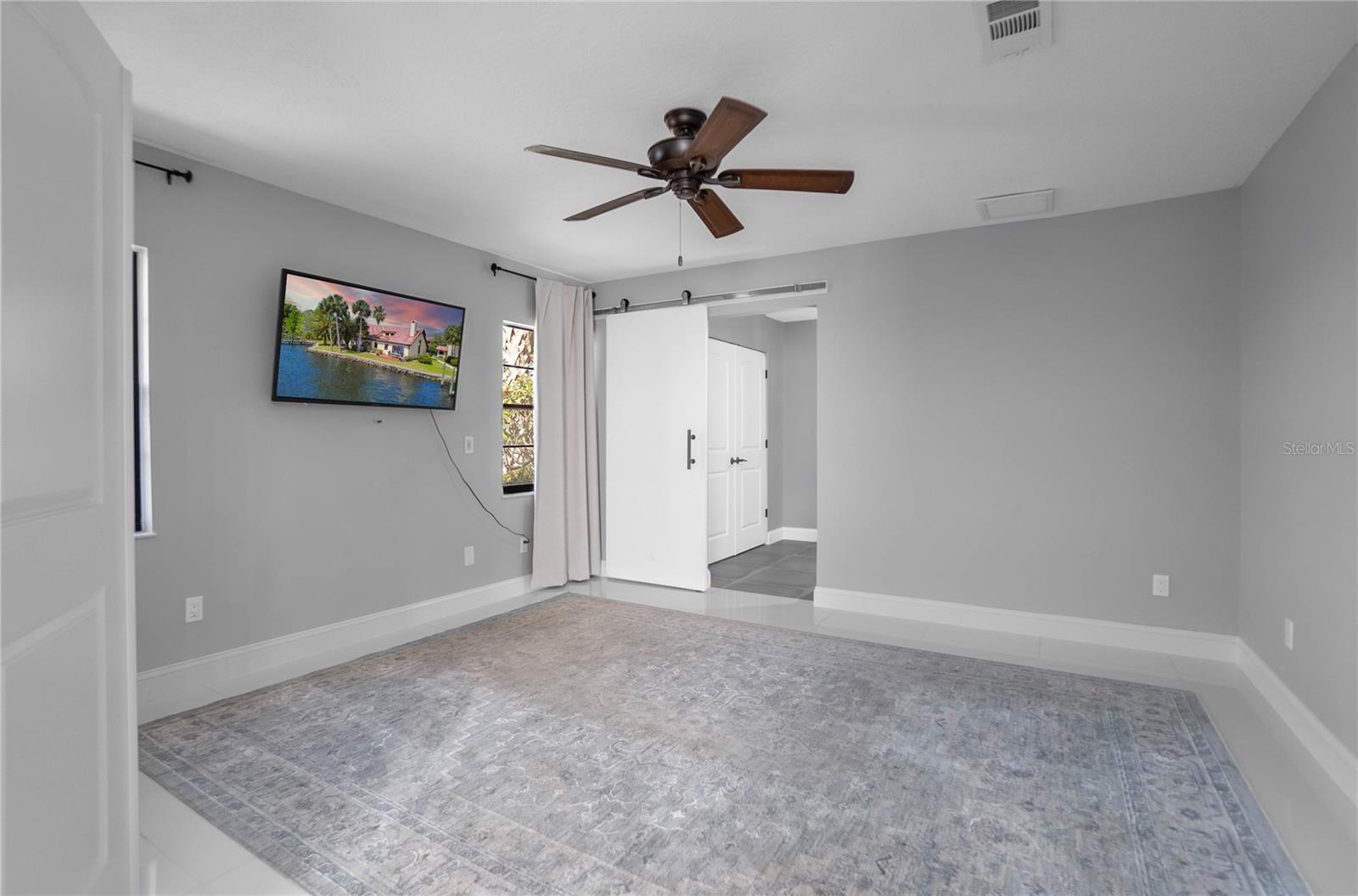 CRYSTAL ISLE UNREC - Residential