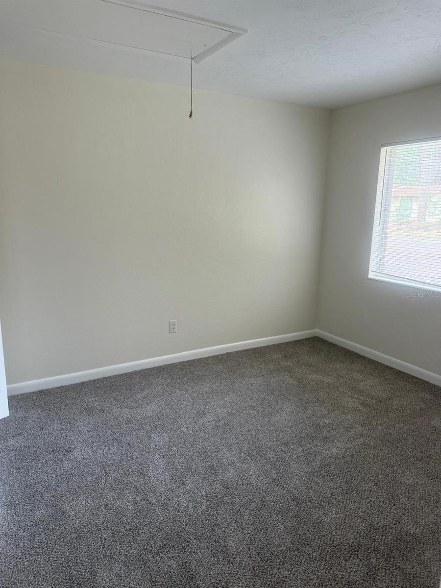 PINERIDGE II - Residential Lease