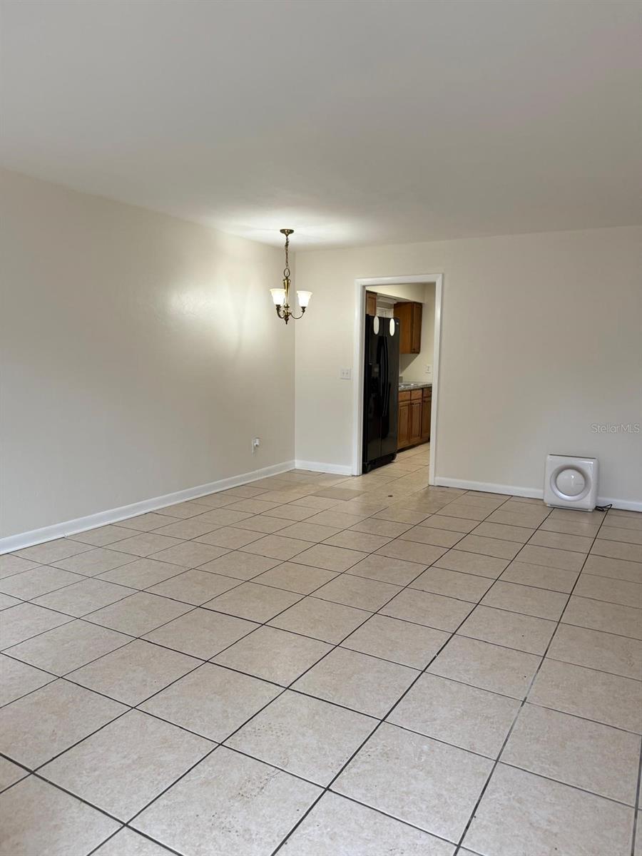 PINERIDGE II - Residential Lease