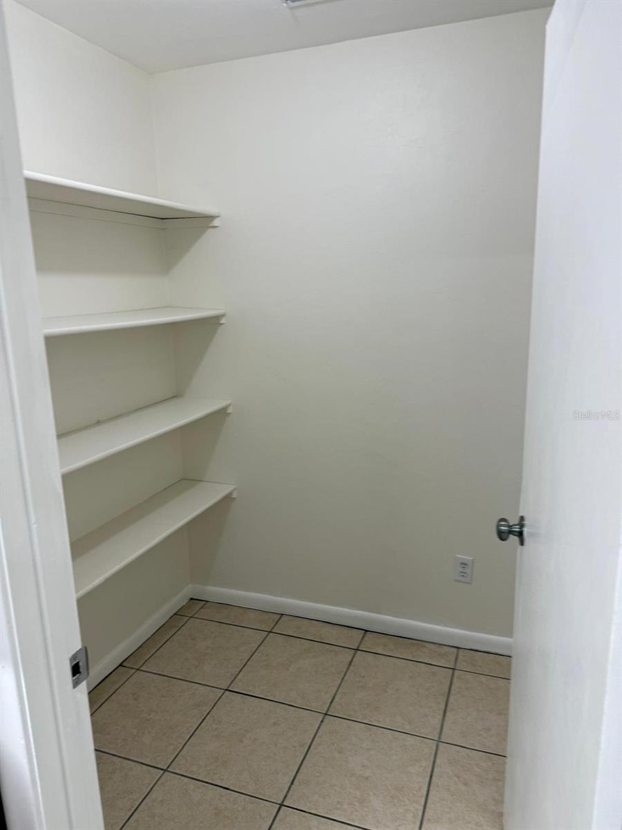 PINERIDGE II - Residential Lease