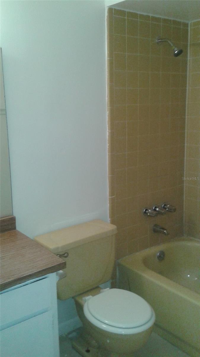 HIAWASSA HIGHLANDS THIRD ADD - Residential Lease