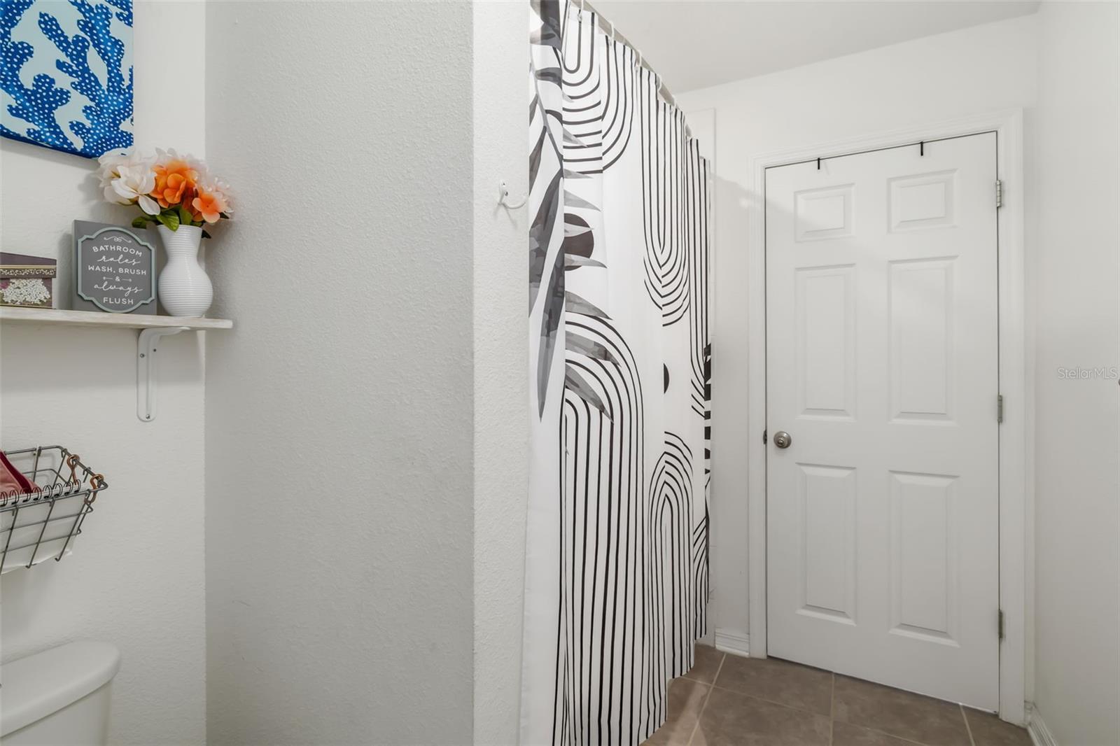 RAVEN CREST - Residential