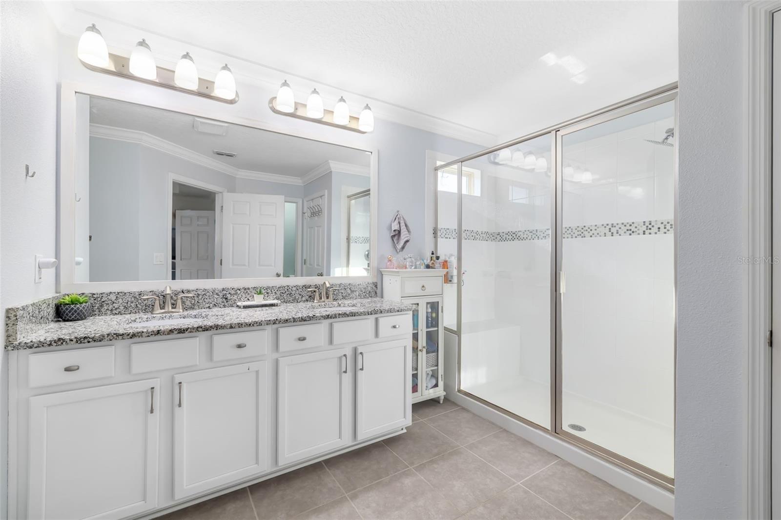 RAVEN CREST - Residential