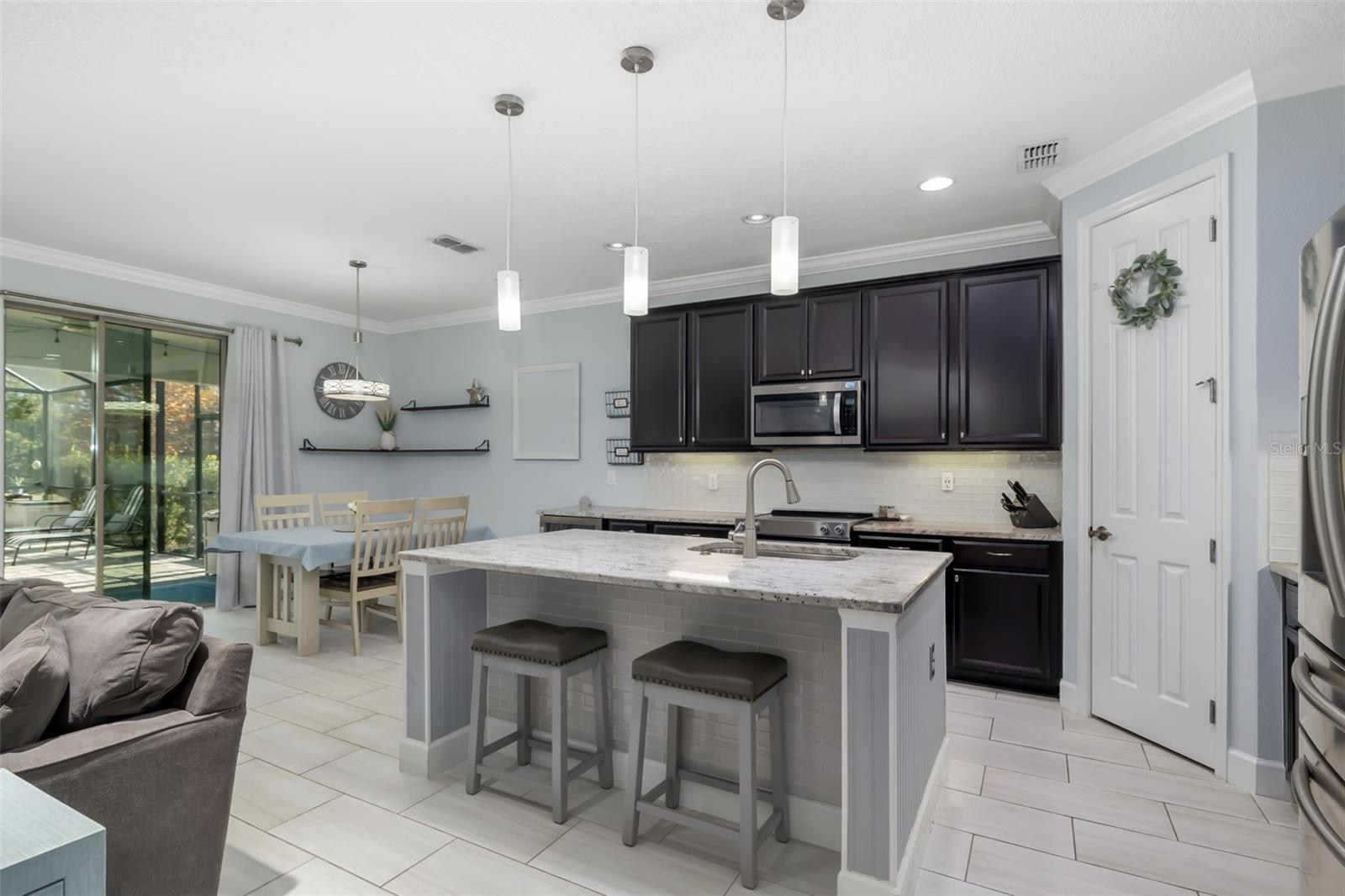 RAVEN CREST - Residential