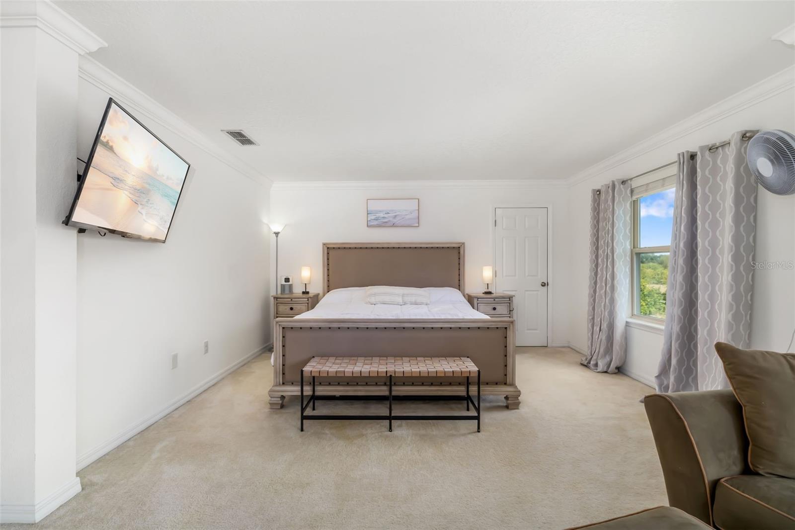 RAVEN CREST - Residential