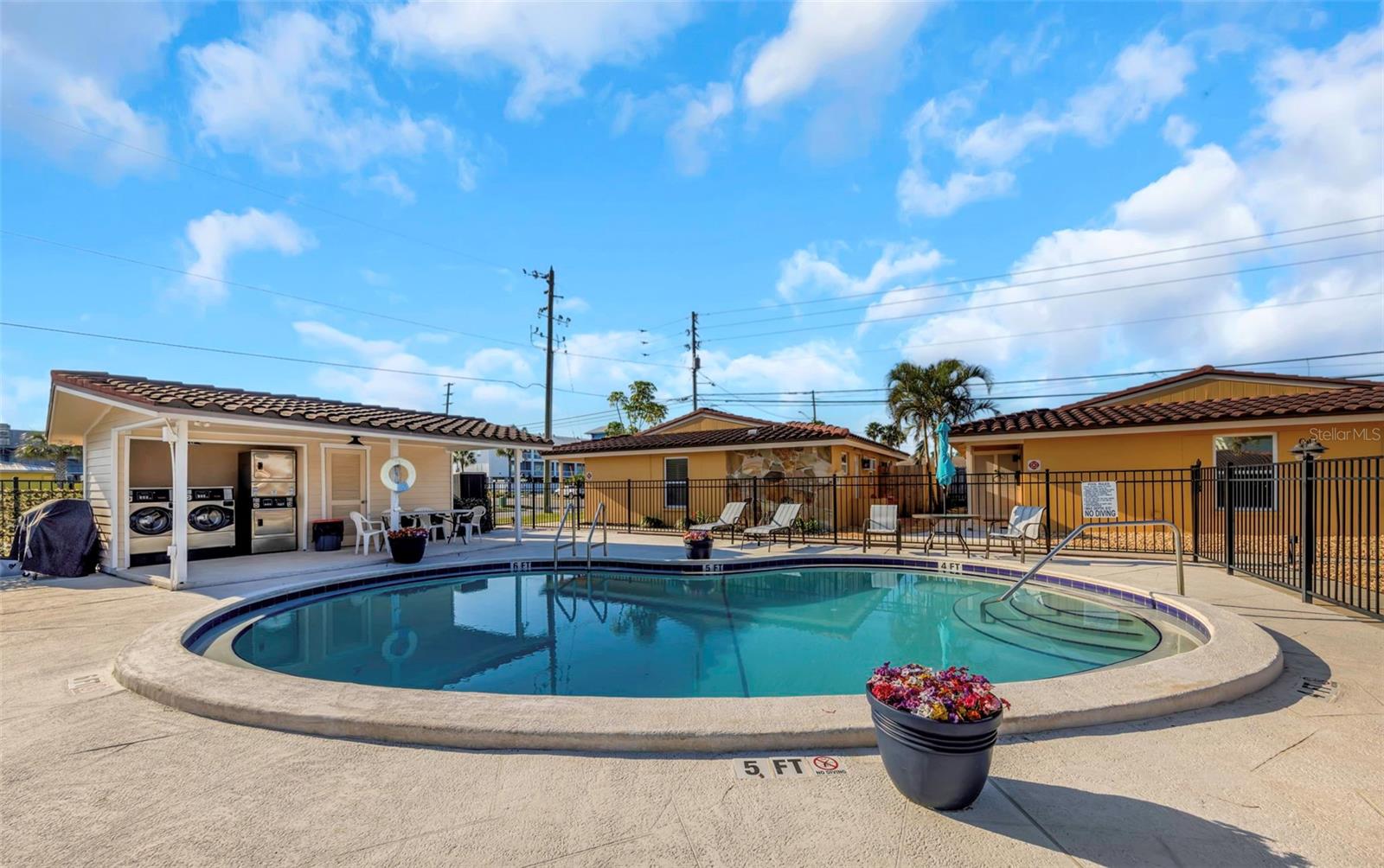 DUNEDIN CSWY CENTER - Residential