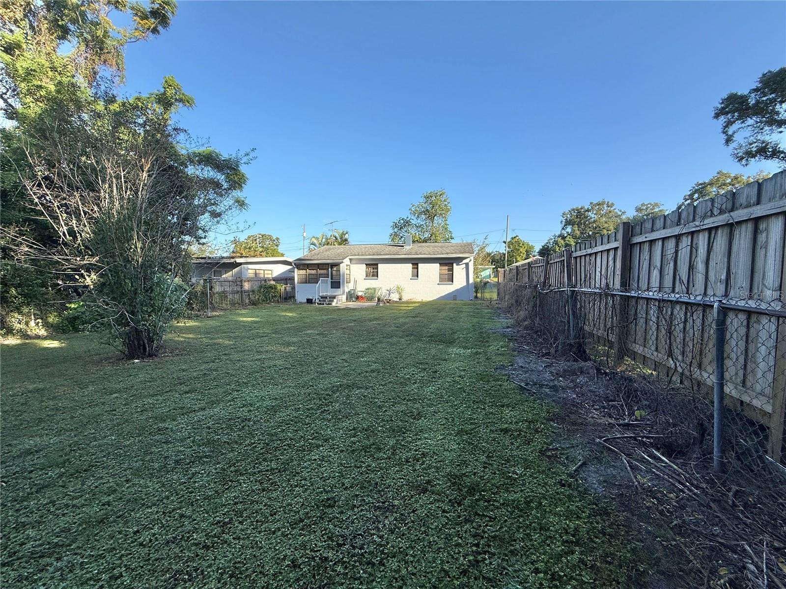SUNSHINE GARDENS - Residential