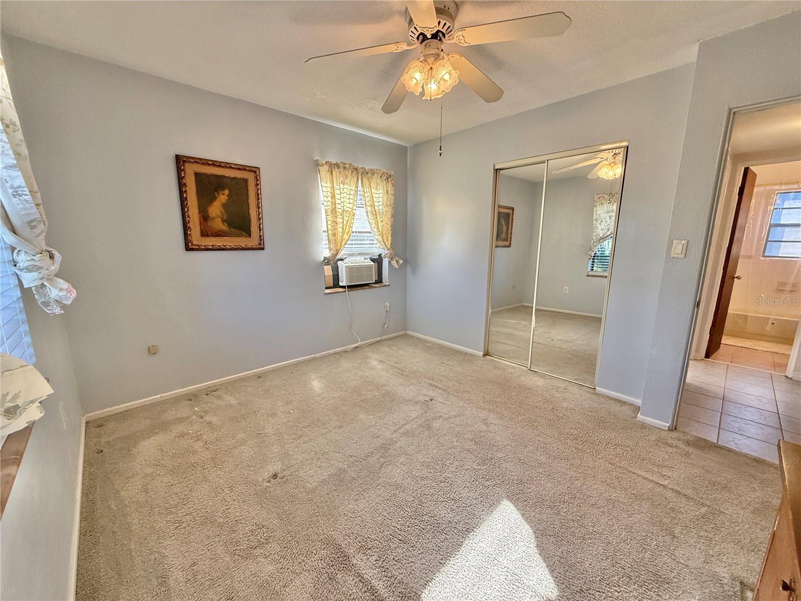 SUNSHINE GARDENS - Residential