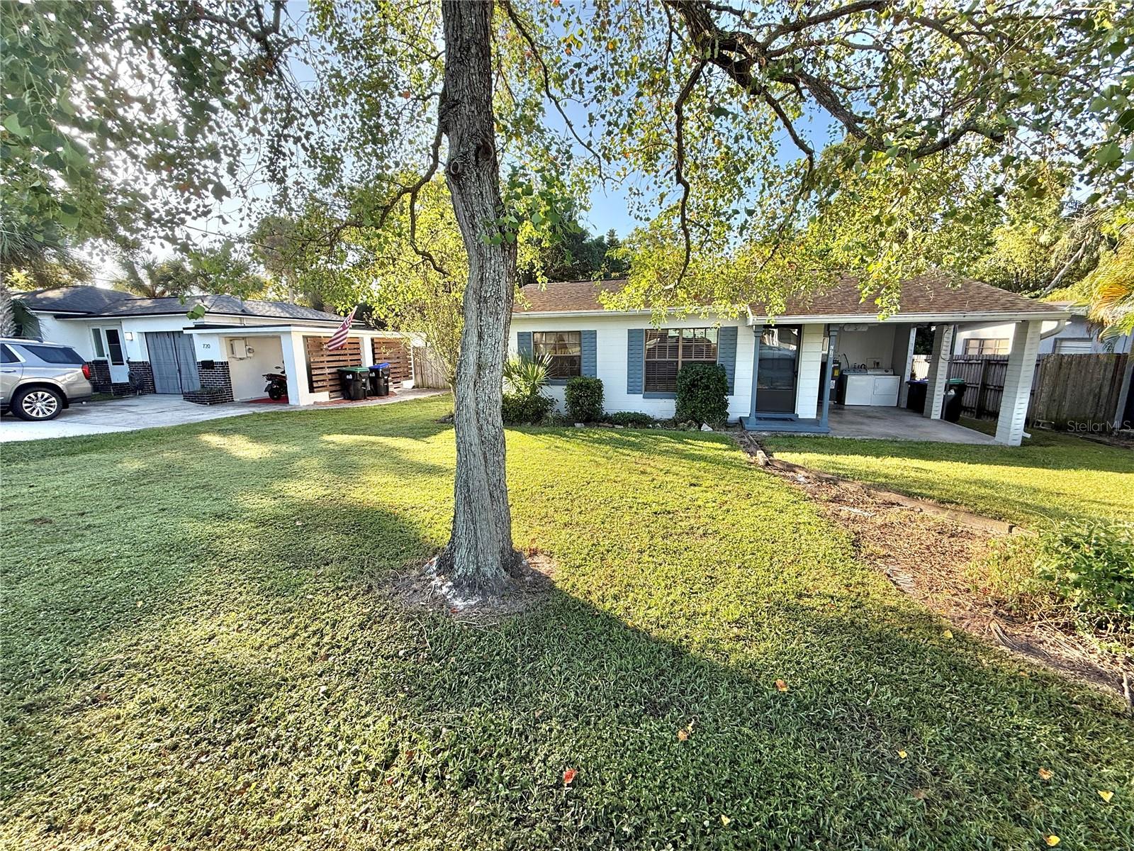 SUNSHINE GARDENS - Residential