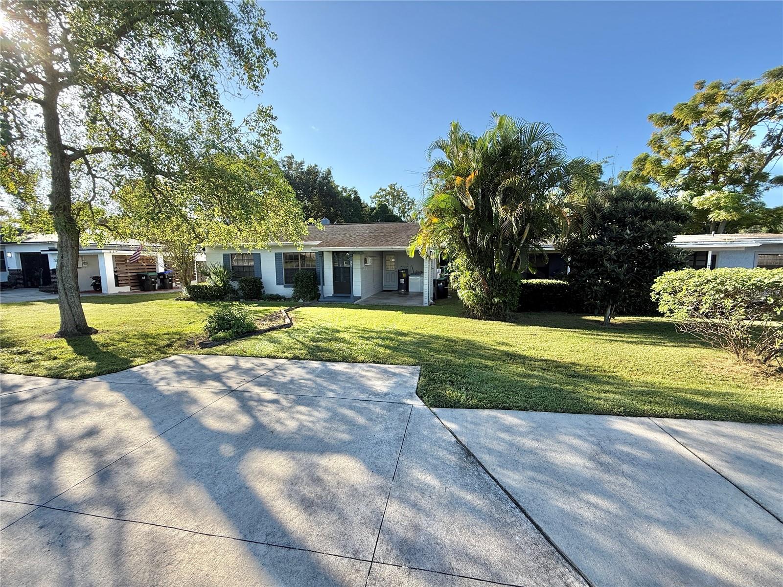 SUNSHINE GARDENS - Residential