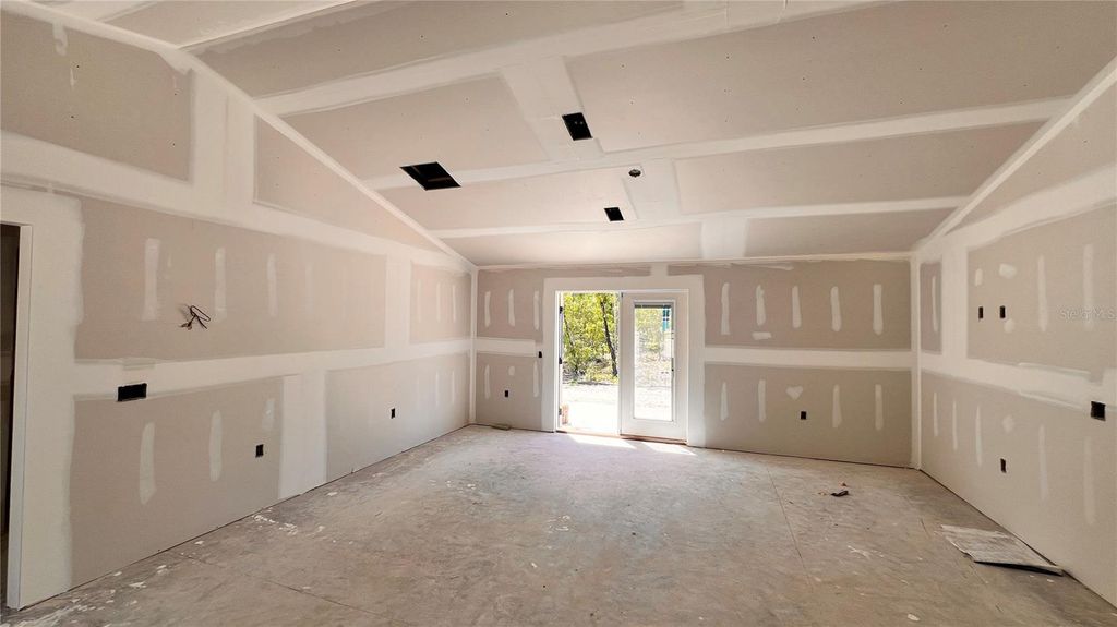 Photo of 15093 Gonzo Road, Brooksville, FL 34614 (MLS # W7882847)