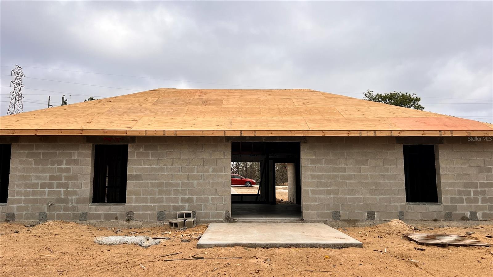 ROYAL HIGHLANDS - Residential