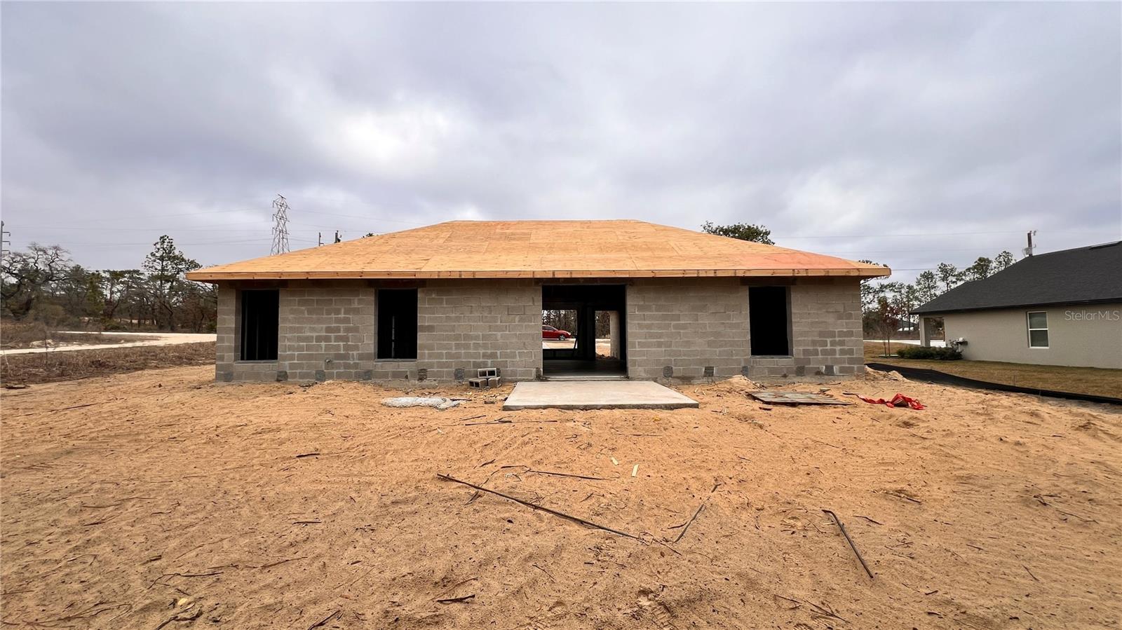 ROYAL HIGHLANDS - Residential