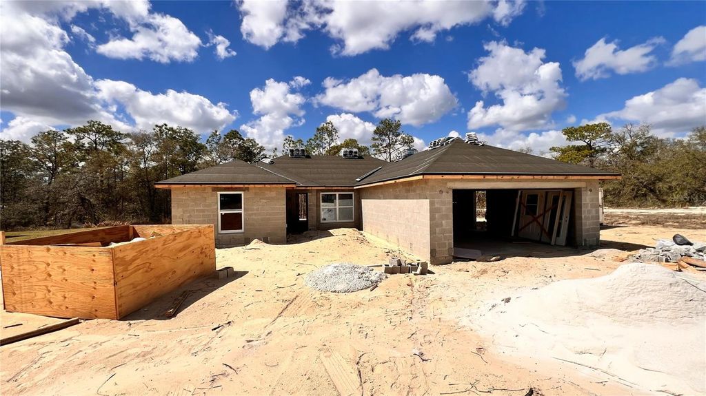 Photo of 15093 Gonzo Road, Brooksville, FL 34614 (MLS # W7882847)