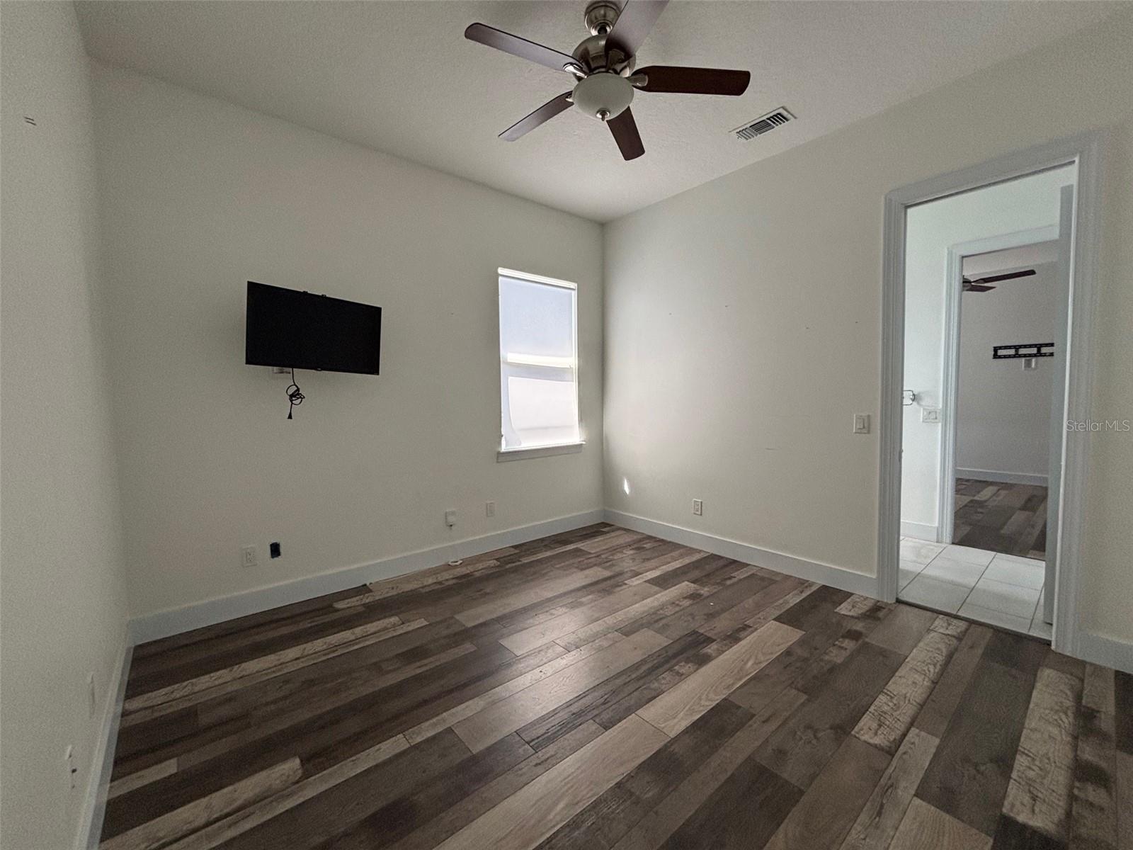 CENTRAL PLACE CONDO - Residential Lease
