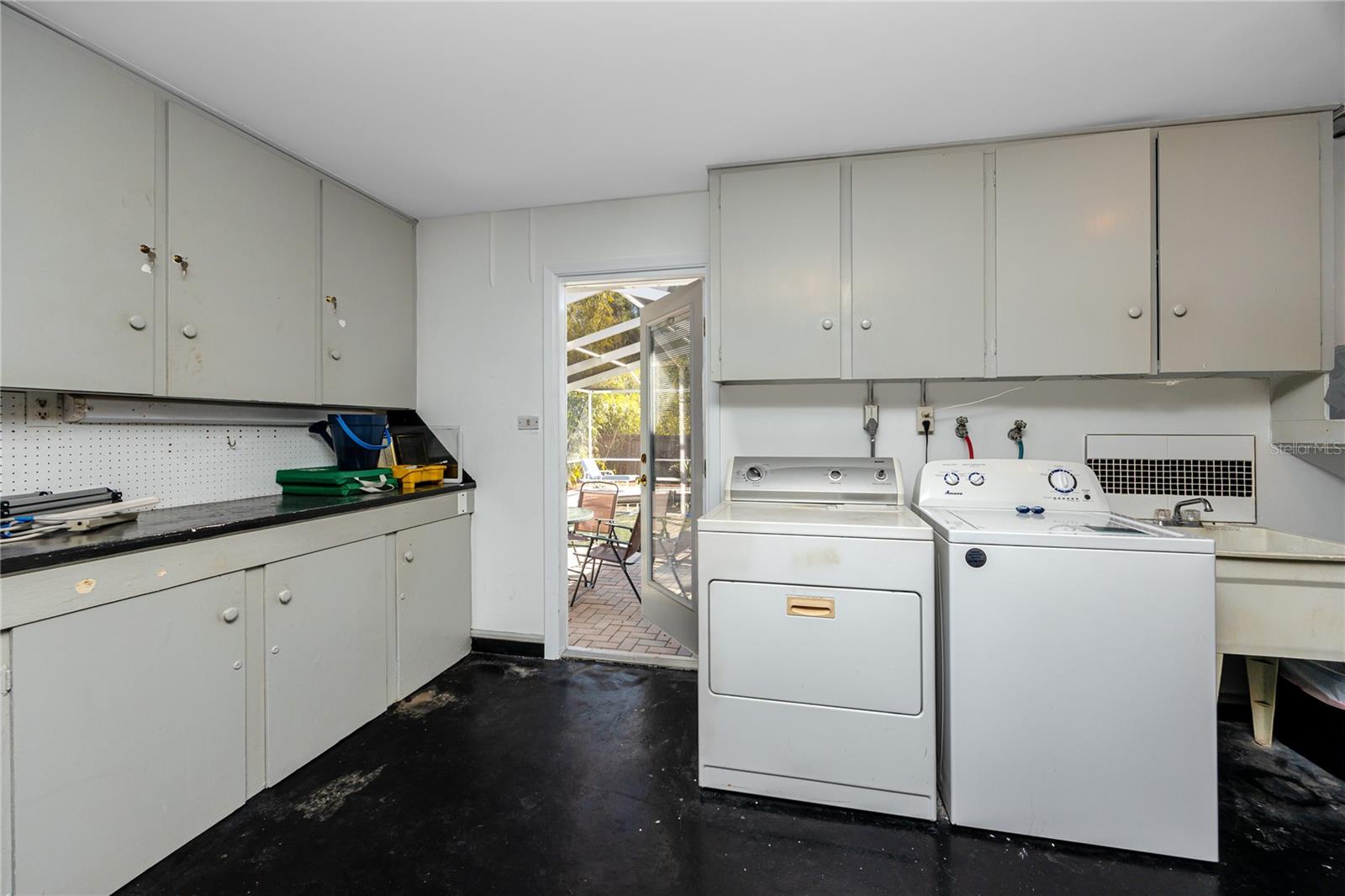 HARBOR HILLS - Residential