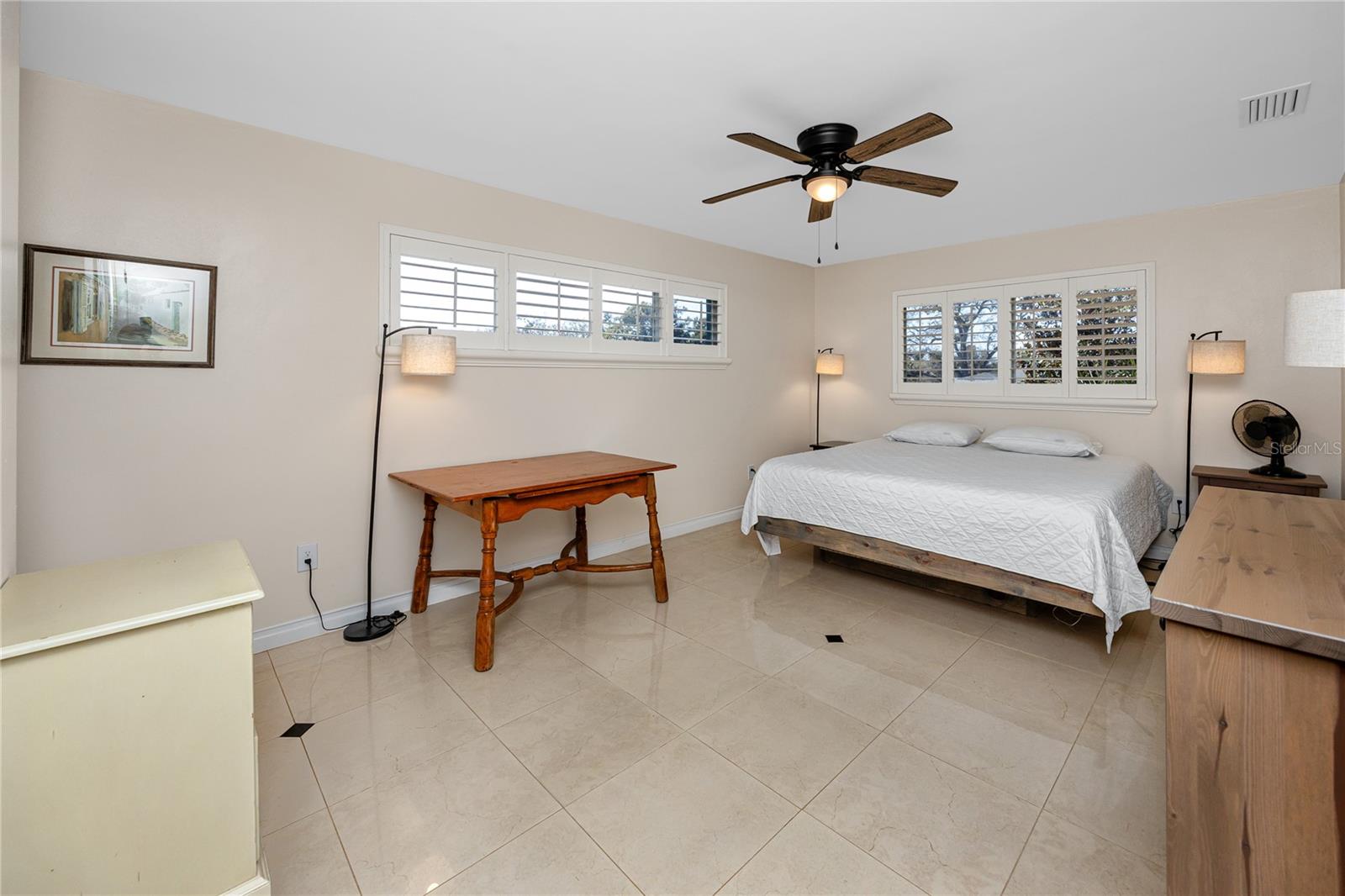 HARBOR HILLS - Residential