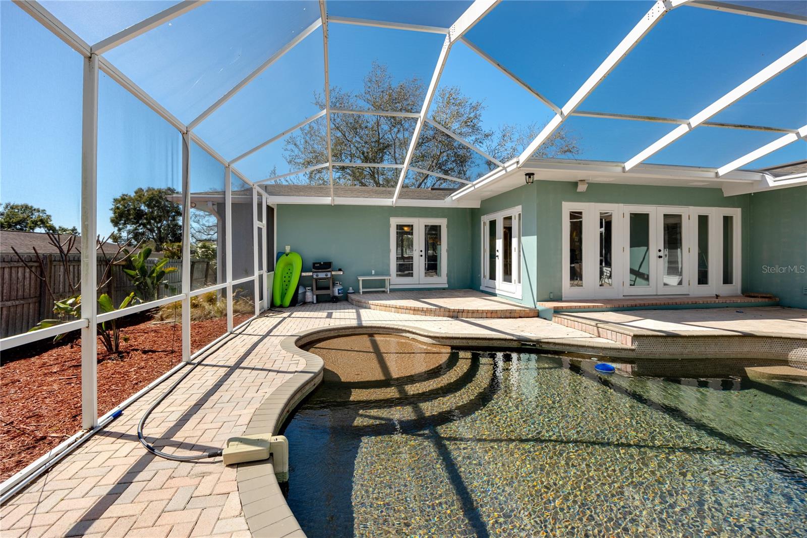 HARBOR HILLS - Residential