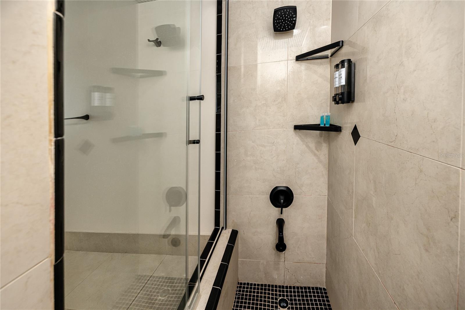 HARBOR HILLS - Residential