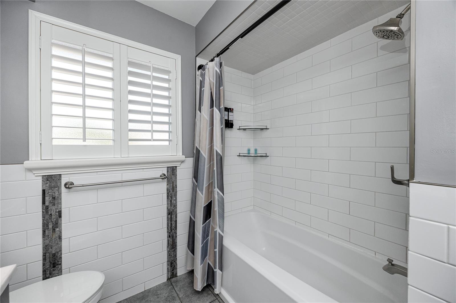 HARBOR HILLS - Residential