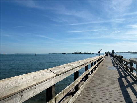 A home in PORT CHARLOTTE