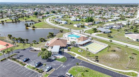 A home in PORT CHARLOTTE