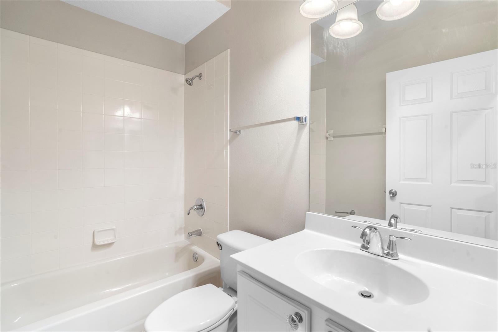 ROCK SPGS RIDGE PH 01 - Residential