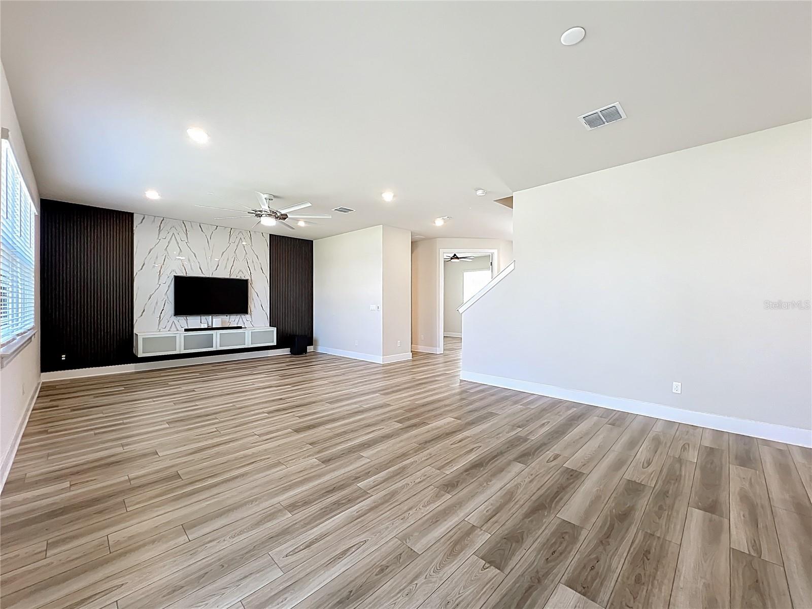 AMELIA GROVES PH 1 - Residential