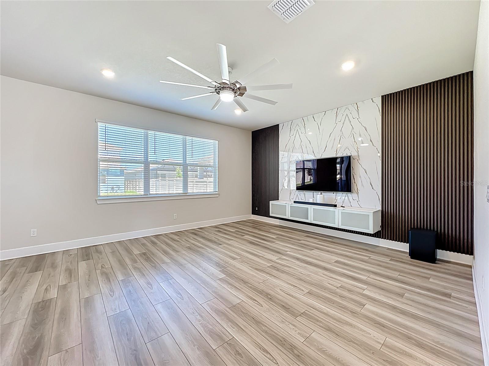 AMELIA GROVES PH 1 - Residential