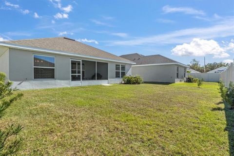 A home in WINTER HAVEN