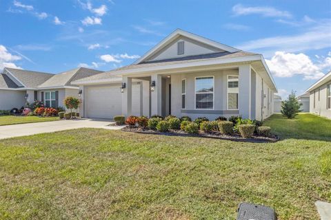 A home in WINTER HAVEN