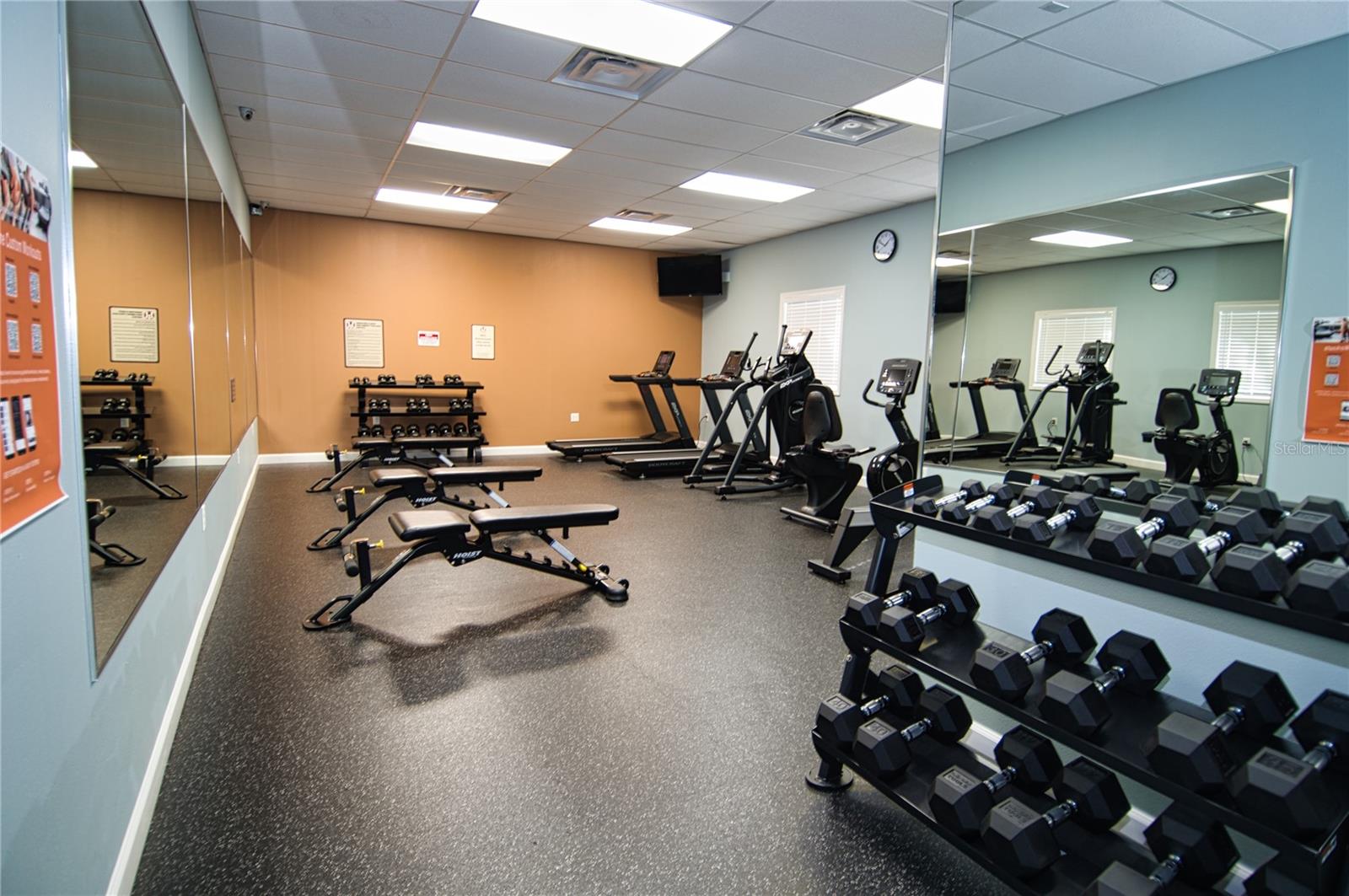 HARBOURTOWNE AT COUNTRY - Residential Lease