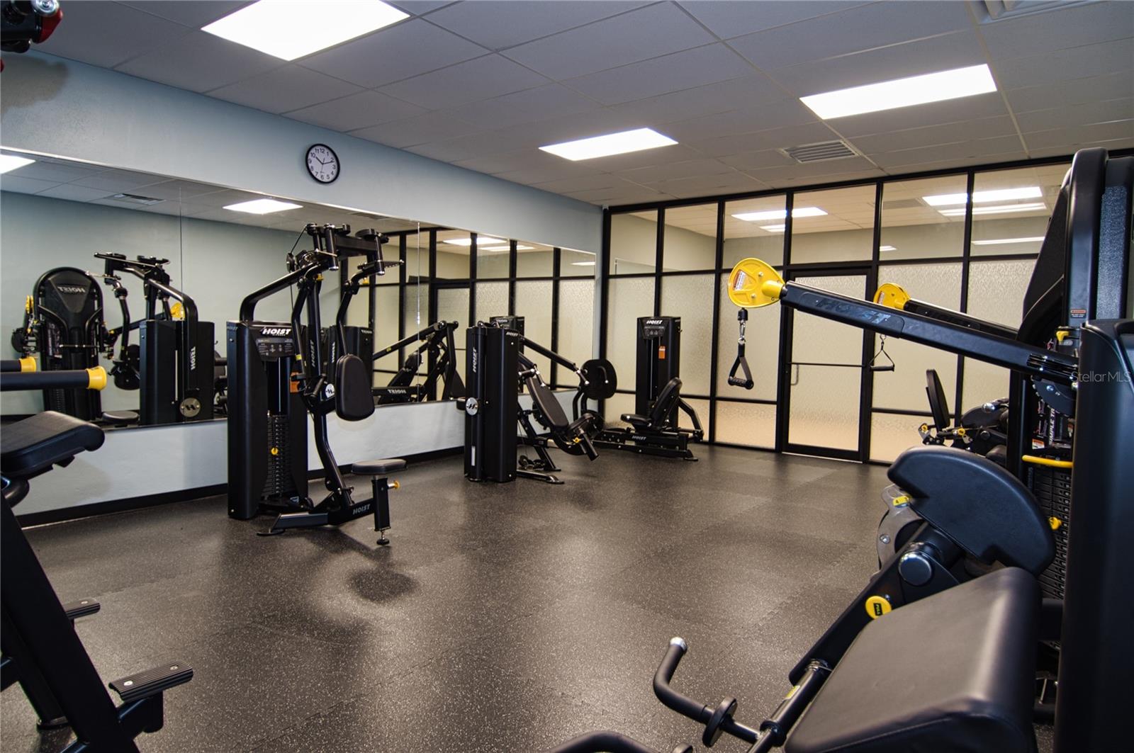 HARBOURTOWNE AT COUNTRY - Residential Lease