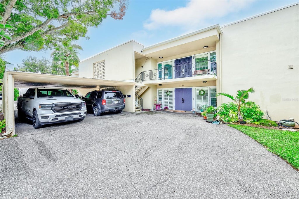 Photo of 25 Country Club Drive, Largo, FL 33771 (MLS # TB8546406)