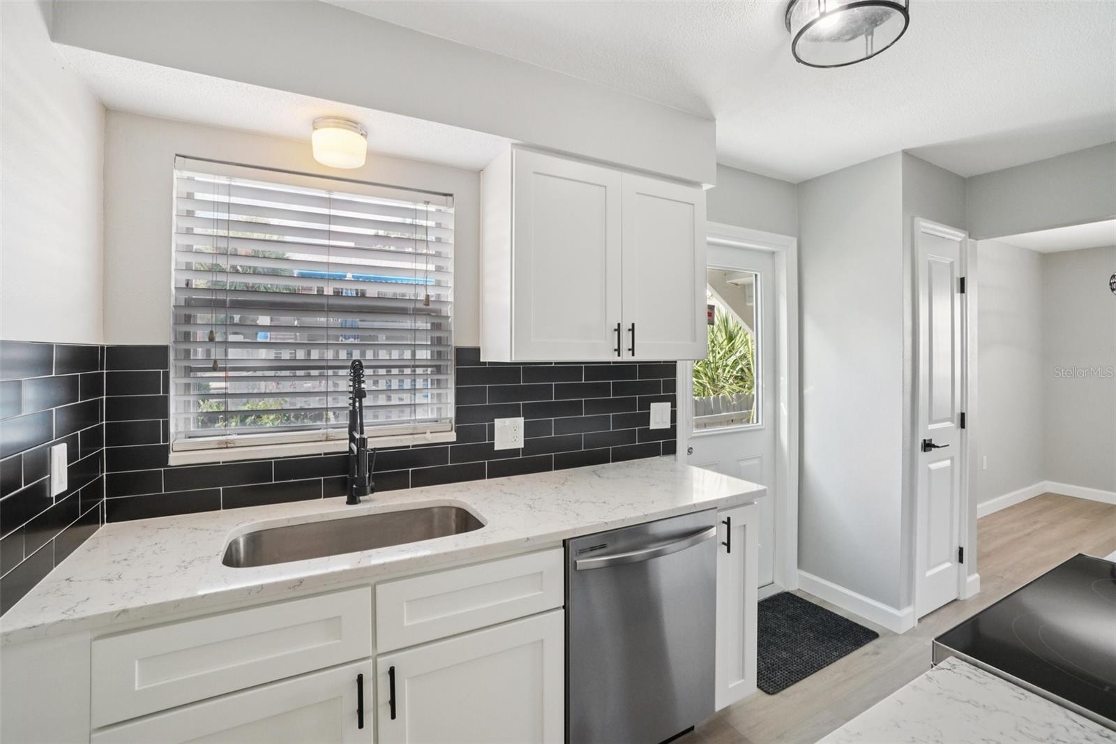LES CHATEAUX CONDO - Residential