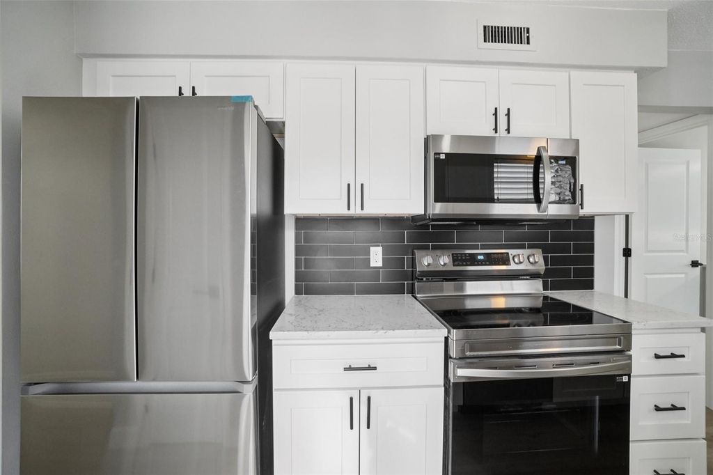 Photo of 6940 Sunset Drive S #1D, St Petersburg, FL 33707 (MLS # TB8435801)