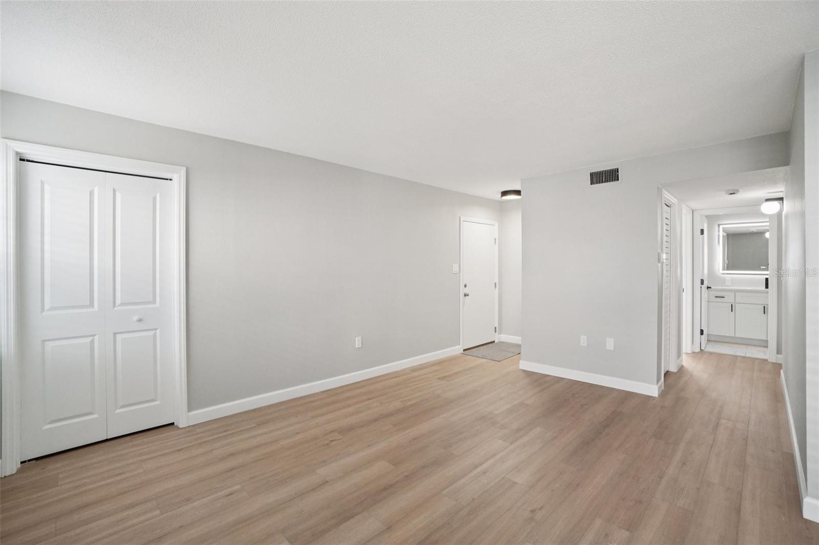 LES CHATEAUX CONDO - Residential