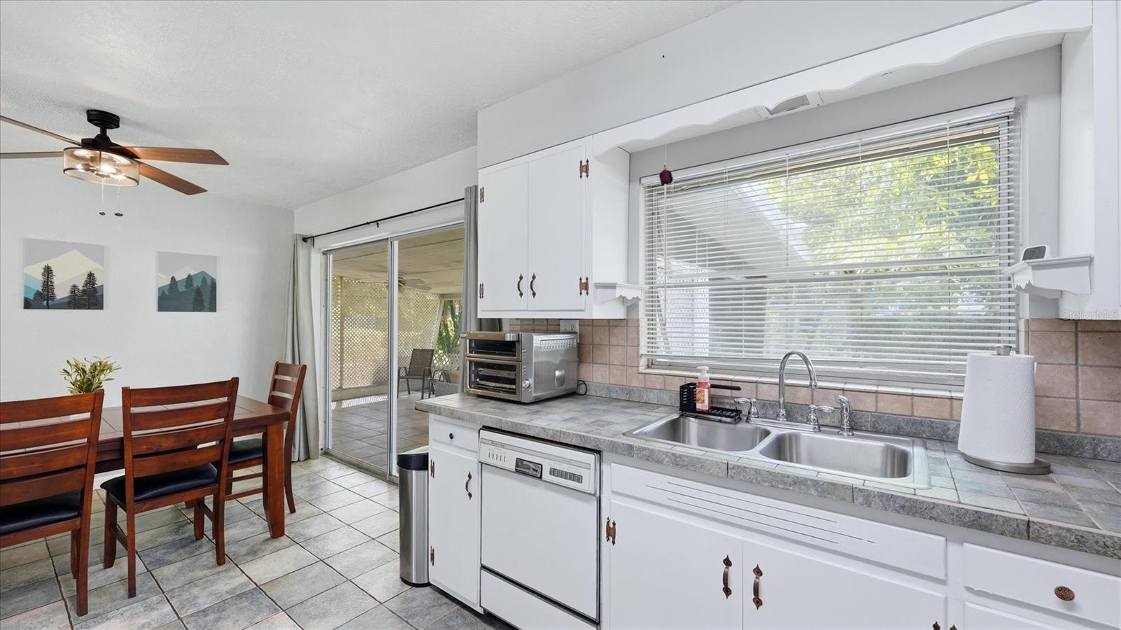 PARKLAWN - Residential