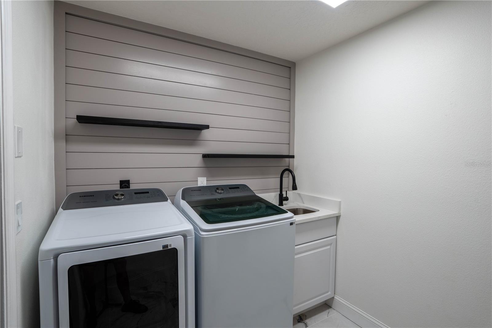 RIVER LANDINGS BLUFFS PH I - Residential